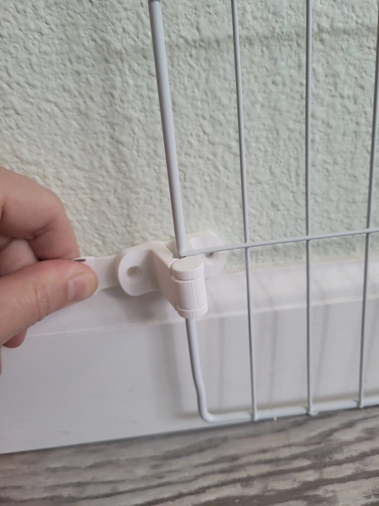 C&C Cage Wall Mount Brackets - Long Design (4-Pack) – Guinea Pigs, Ferrets & Small Pets