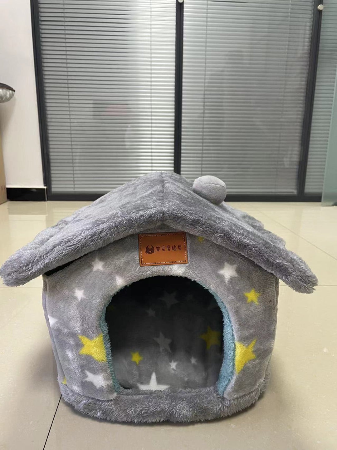 Foldable Enclosed Pet Cave House — 13 Designs, S/M/L, Self-Warming